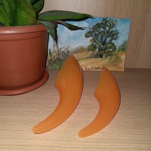 Скребок гуаша типа рог